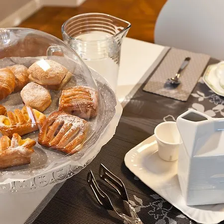 Affittacamere Gio'el Happiness 3*