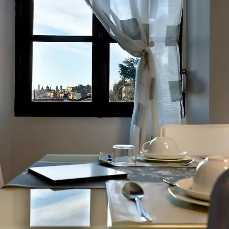 Gio'el Happiness Бергамо